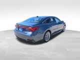 Used 2019 Toyota Avalon Limited image 3