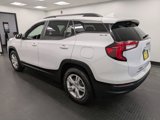 Used 2022 GMC Terrain SLE w/ Driver Convenience Package image 6