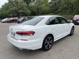 Used 2022 Volkswagen Passat 2.0T SE image 4