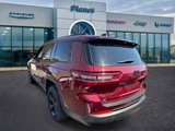 Used 2022 Jeep Grand Cherokee L Limited w/ Luxury Tech Group II image 3