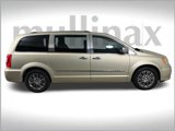 Used 2011 Chrysler Town & Country Limited image 2