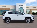 New 2025 Jeep Compass Latitude image 2