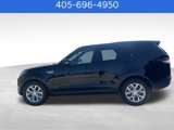 Used 2020 Land Rover Discovery SE image 2