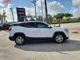 Used 2022 GMC Terrain SLE image 4