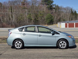 Used 2015 Toyota Prius image 3
