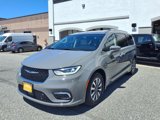 Used 2021 Chrysler Pacifica Touring-L image 4