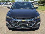 Used 2023 Chevrolet Malibu LT image 2