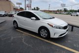 Used 2018 Kia Forte LX image 2