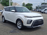 Certified 2022 Kia Soul LX w/ Technology Package image 3