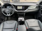 Used 2022 Kia Niro EX Premium w/ Cold Weather Package image 3