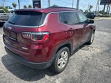 Used 2022 Jeep Compass Latitude image 3