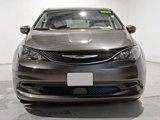 Used 2023 Chrysler Voyager LX image 2