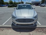 Used 2018 Ford Fusion SE image 2