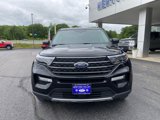 Used 2022 Ford Explorer XLT w/ Equipment Group 202A image 2