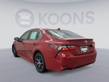 Used 2021 Toyota Camry SE image 4