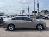 Used 2023 Chevrolet Malibu LT image 3