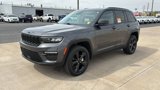 Certified 2023 Jeep Grand Cherokee Limited w/ Black Appearance Package image 5