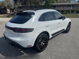 Used 2023 Porsche Macan image 3