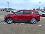 Used 2020 Chevrolet Equinox LT image 2