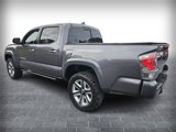 Used 2017 Toyota Tacoma Limited w/ Tow Package image 5