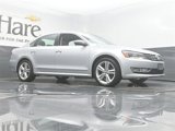 Used 2012 Volkswagen Passat TDI SEL Premium image 2