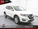 Used 2019 Nissan Rogue SV image 2