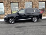 Used 2020 Mitsubishi Outlander ES image 2