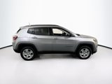 Used 2022 Jeep Compass Latitude w/ Convenience Group image 4