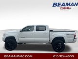 Used 2014 Toyota Tacoma w/ TRD Package image 5