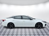 Used 2023 Nissan Altima 2.5 SR image 2