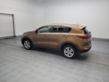 Used 2017 Kia Sportage LX image 3