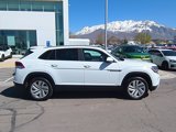 Used 2022 Volkswagen Atlas Cross Sport SE w/ Panoramic Sunroof Package image 2