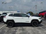 Used 2021 Jeep Cherokee Trailhawk w/ Comfort/Convenience Group image 2