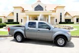 Used 2020 Nissan Frontier SV image 2