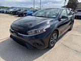 Used 2023 Kia Forte LXS w/ LXS Technology Package image 2