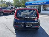 Used 2022 Kia Soul LX image 4