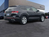 Used 2022 Volkswagen Atlas SE image 2