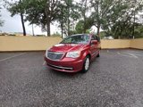 Used 2014 Chrysler Town & Country Touring image 4