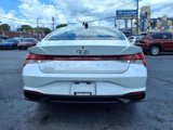 Used 2023 Hyundai Elantra SEL image 5