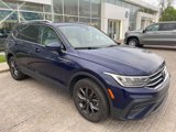 Used 2022 Volkswagen Tiguan SE w/ Panoramic Sunroof Package image 3