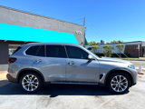 Used 2024 BMW X5 xDrive40i w/ Premium Package image 4