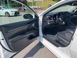 Used 2021 Toyota Camry SE image 4