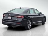 Used 2022 Volkswagen Jetta SE image 4