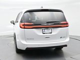 New 2025 Chrysler Pacifica Select image 5