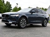 New 2025 Volvo V90 B6 Cross Country Plus image 3