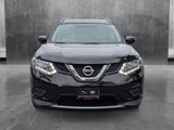 Used 2016 Nissan Rogue SV image 2