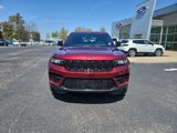 Used 2024 Jeep Grand Cherokee Altitude image 4