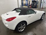Used 2008 Pontiac Solstice Convertible w/ Preferred Package image 4