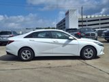 Used 2021 Hyundai Elantra SE image 5