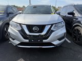 Used 2018 Nissan Rogue SV w/ Premium Package image 3
